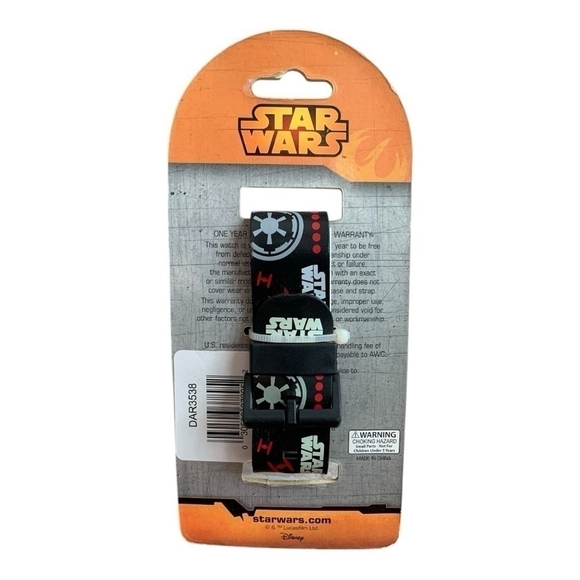 NIB Vintage Kids Watch DISNEY Star Wars Projection Watch Darth Vader Black Watch - Picture 3 of 3